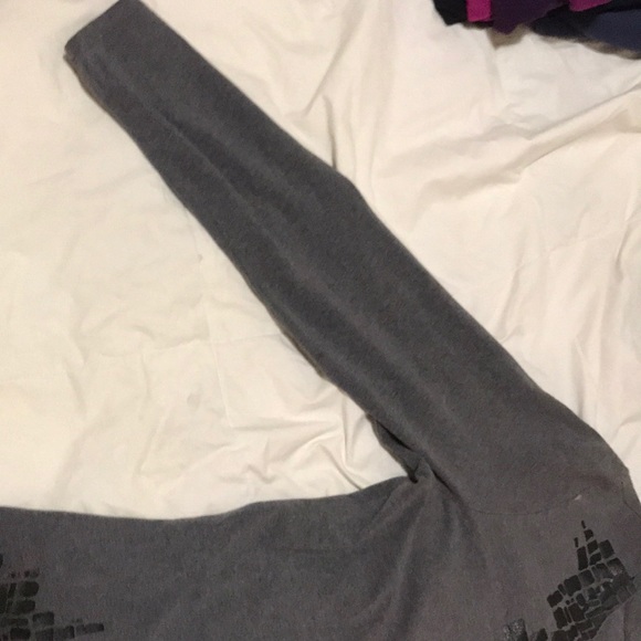 Tee - Picture 3 of 5